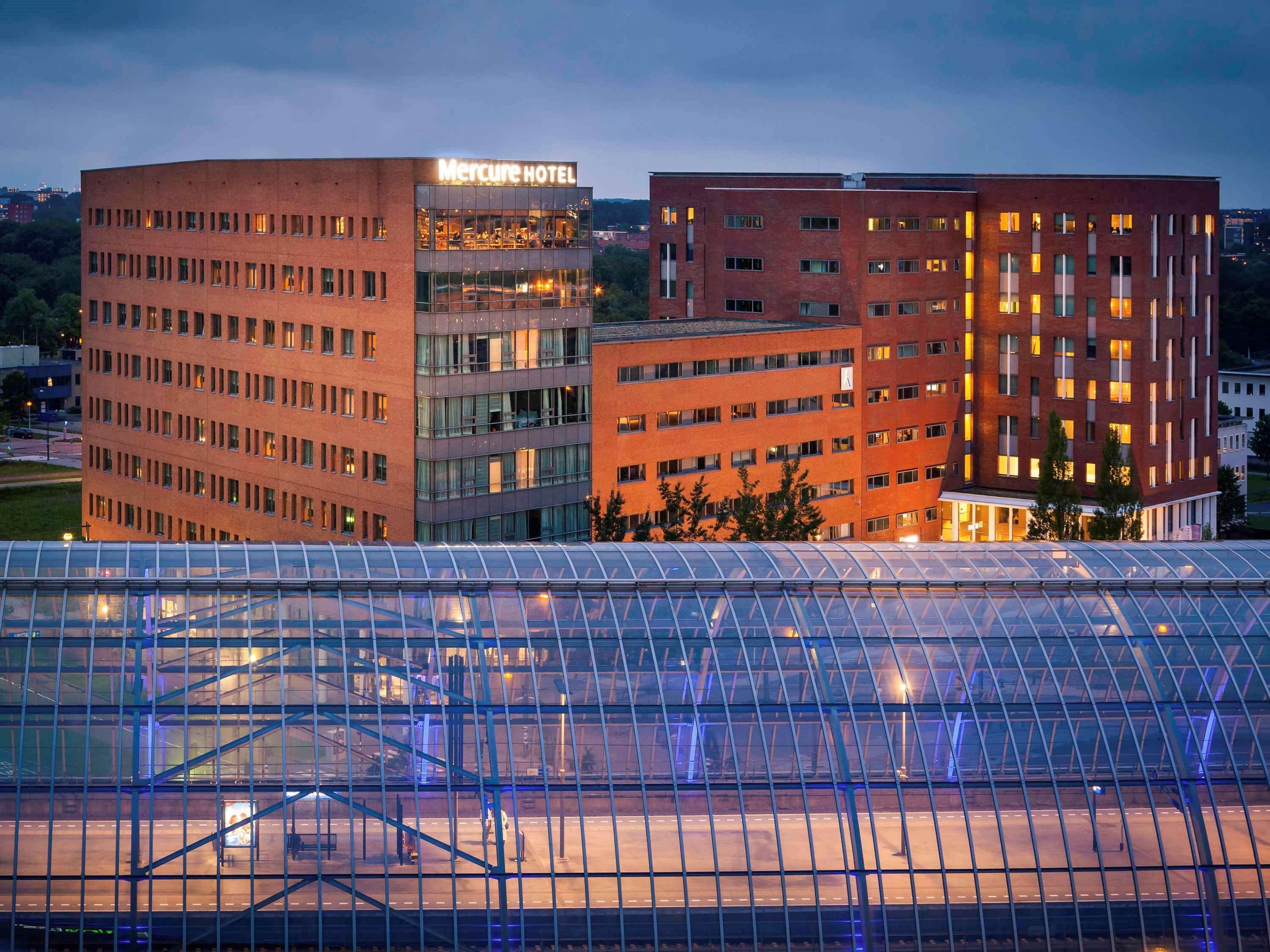 Готель Mercure Amsterdam Sloterdijk Station Екстер'єр фото